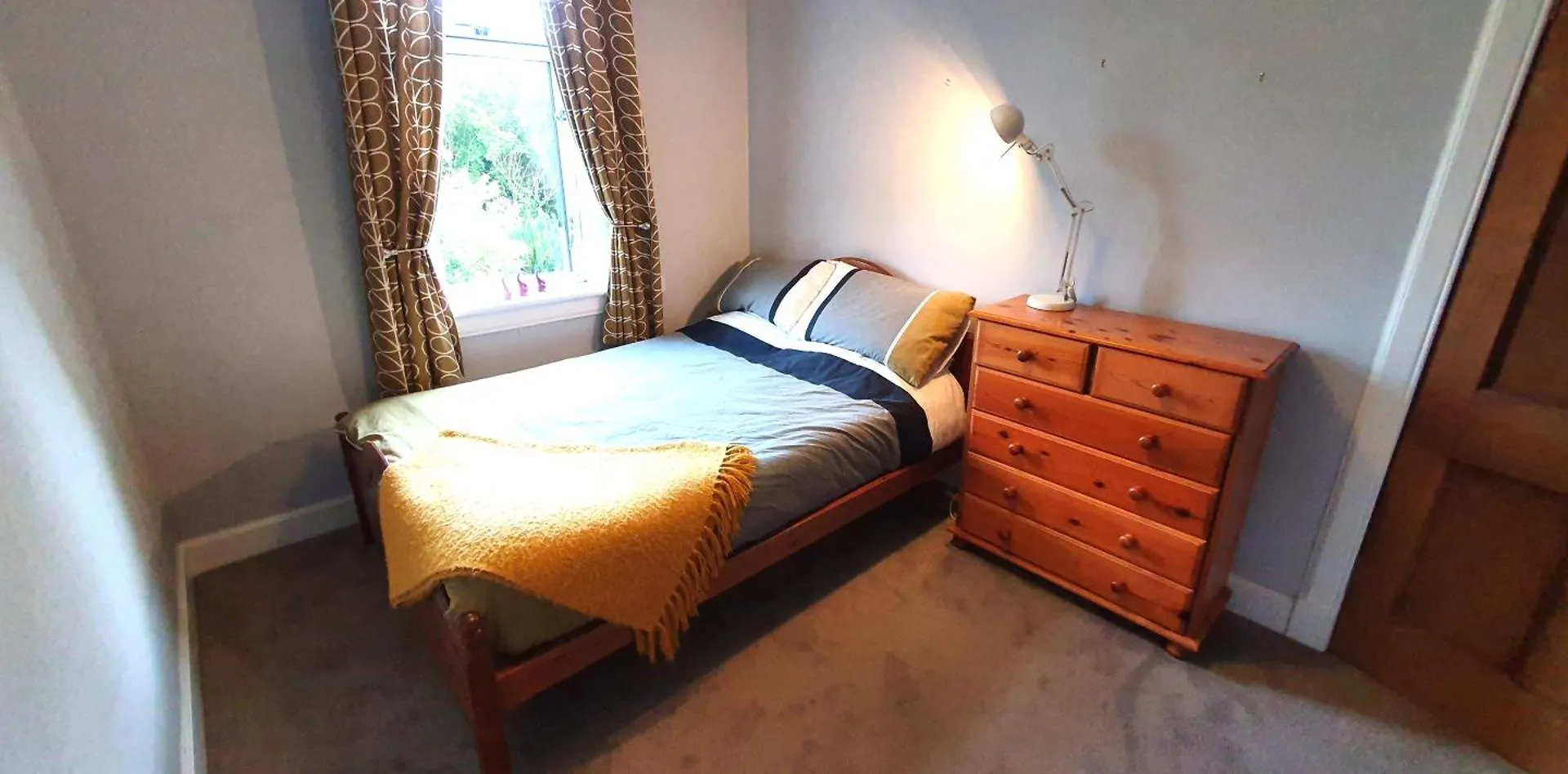 Holiday home 2 Bed House Free Parking Near Murrayfield Stadium Villa Edinburgh